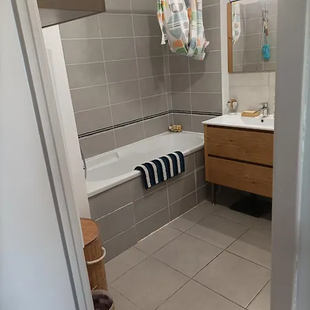 Apartment Magnifique T3 Spacieux Au Calme A Le Lez *